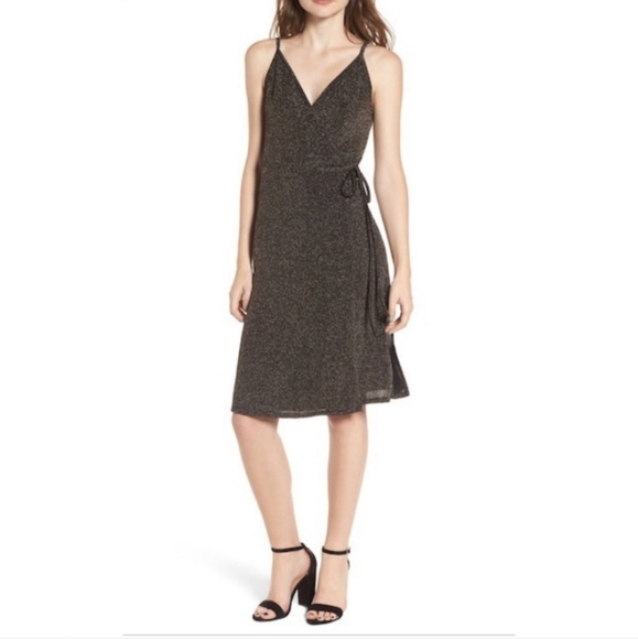 Ten Sixty Sherman Dresses & Skirts - Ten Sixty Sherman Gold and Black Wrap Dress Size Large